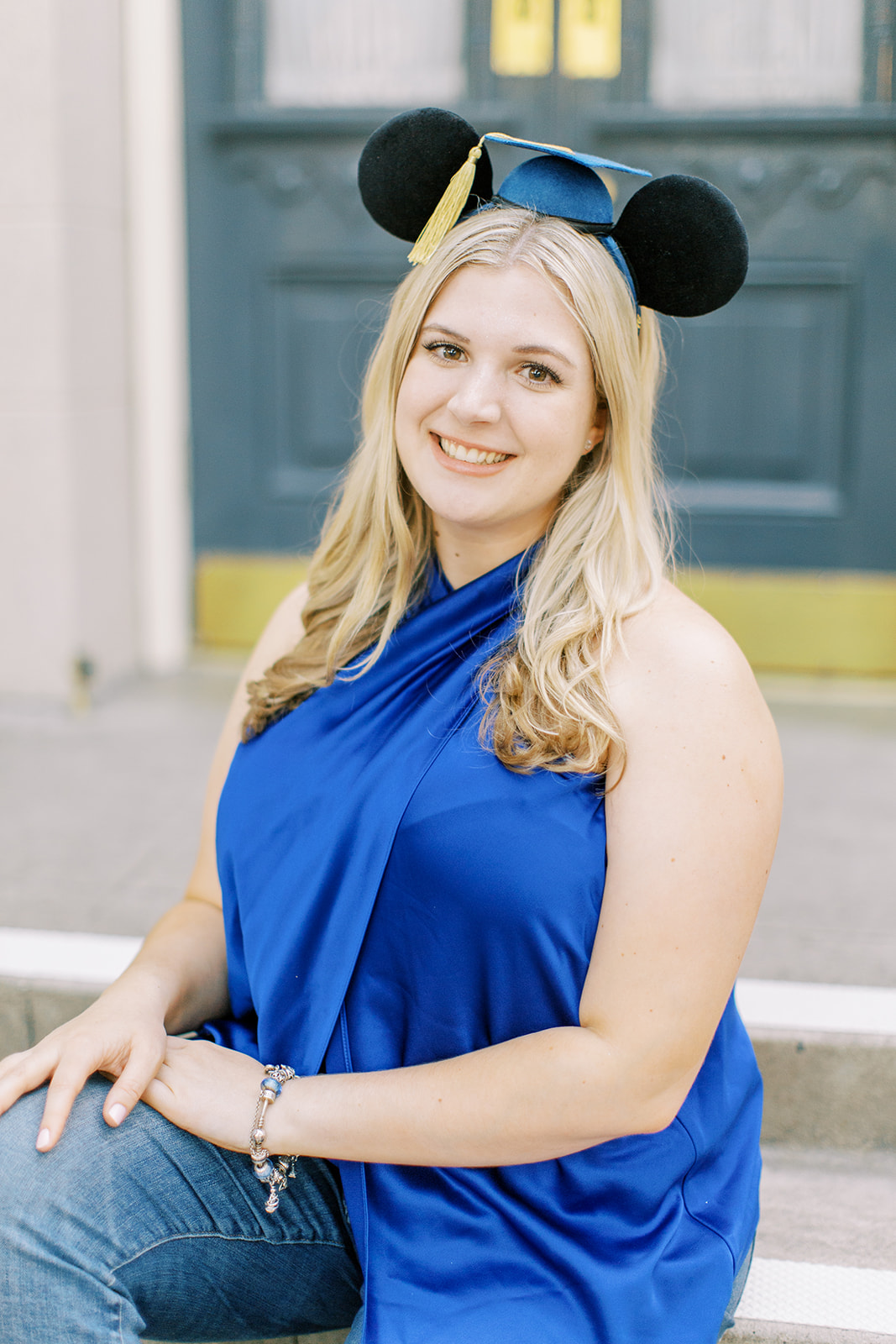 Disneyland Photographer: Graduation Photos at Disneyland - Vic and ...